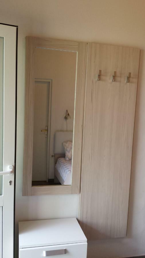 Apartment Dinko Cres Exterior photo